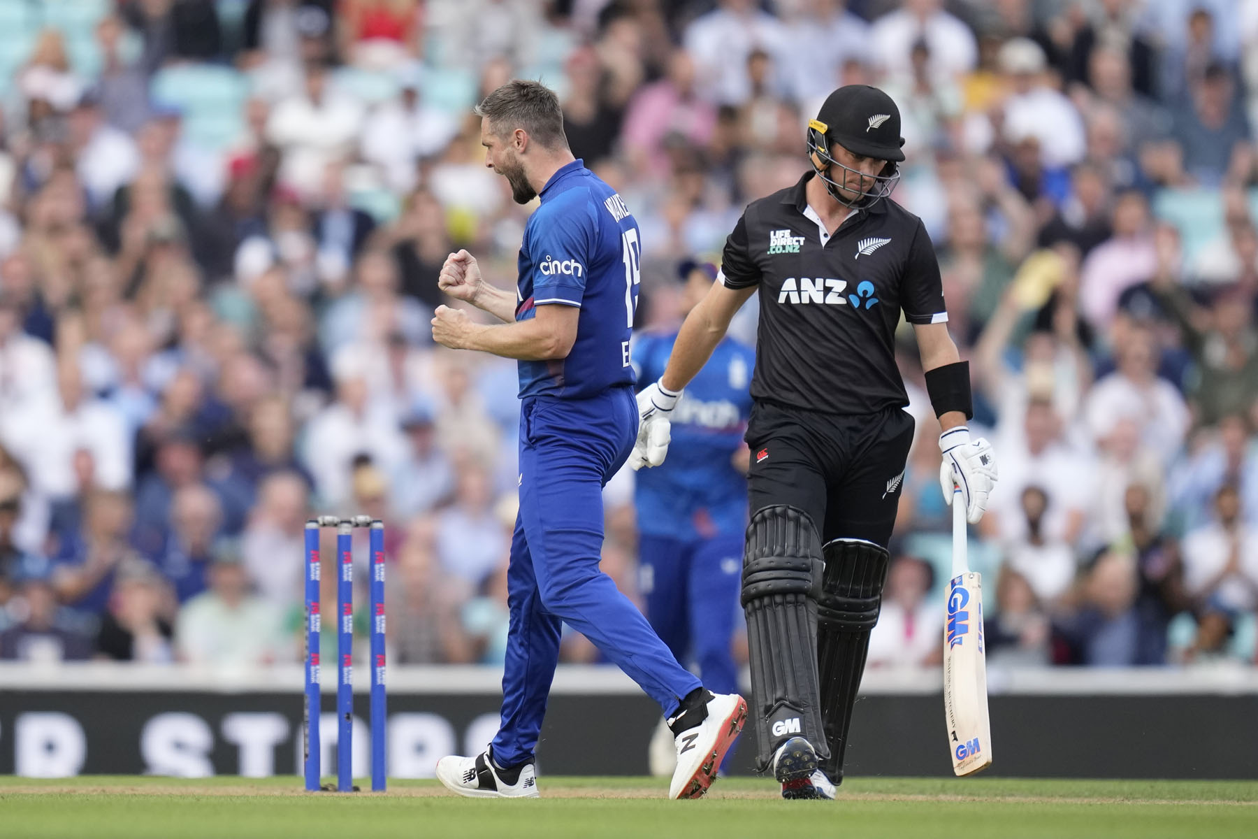 न्युजिल्याण्ड विरुद्ध इंग्ल्यान्डको सानदार जित, स्टोक्सले बनाए कीर्तिमानी १८२ रन